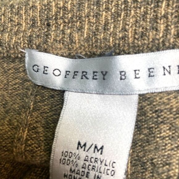 2/$30 Quality Men's V Neck Sweater - Medium - Picture 2 of 3